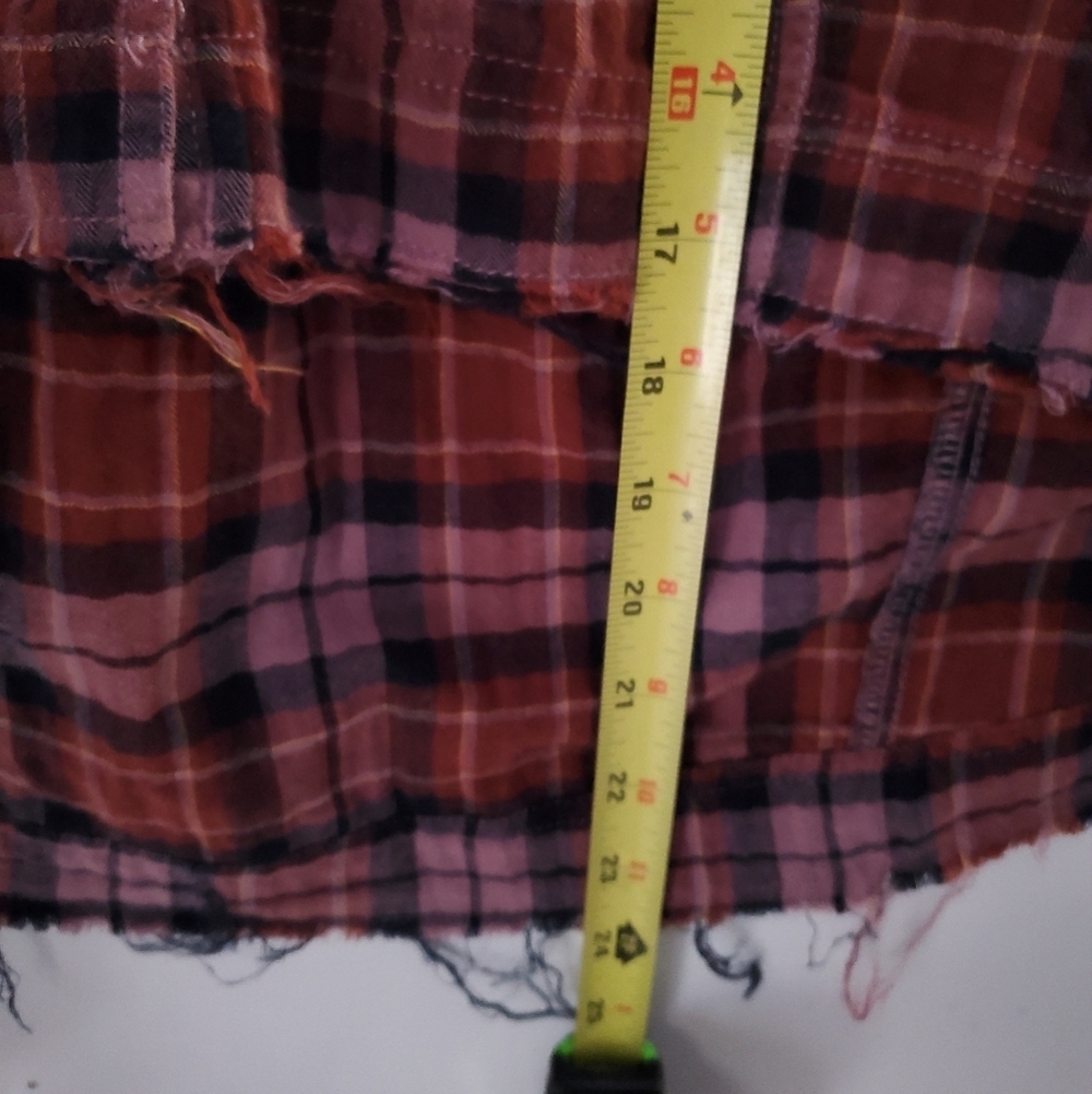 Anthropologie Pilcro Cropped Plaid Flannel Raw Hems Size Small High-Low - Picture 11 of 11